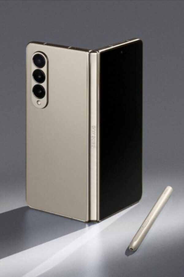 Galaxy Z Fold4 - Image 4