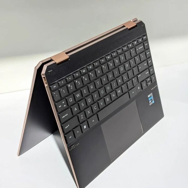 HP Spectre 256GB, 8GB RAM CORE I5 - Image 2