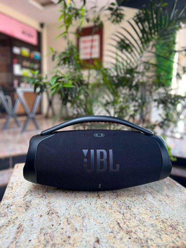 JBL boombox 3