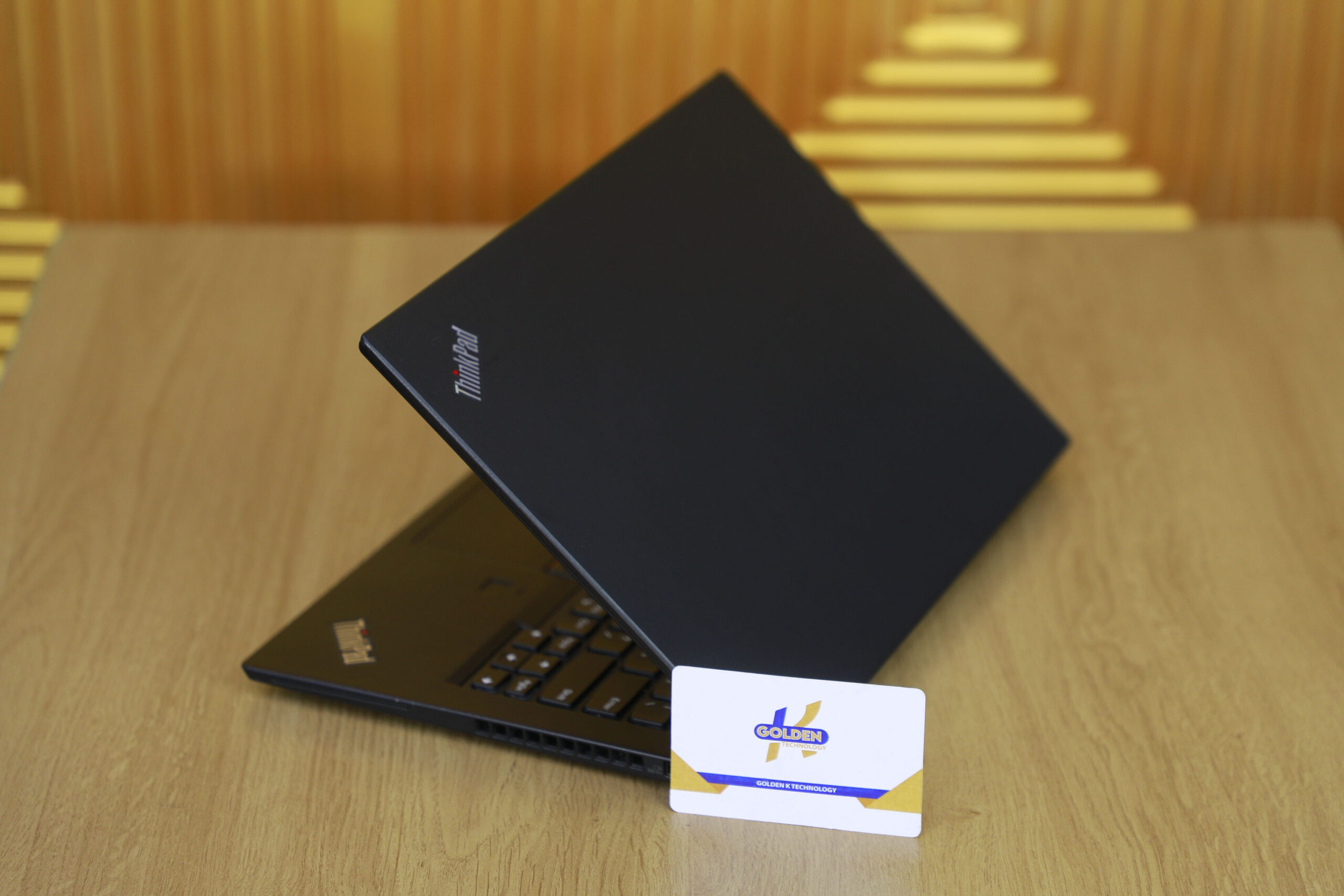 Lenovo ThinkPad X280 (Core i7 / 16GB RAM / 256GB SSD) - Image 2